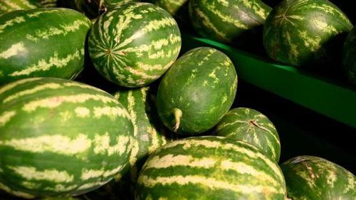 太原网红吃瓜事件,揭秘网络舆论的风暴与真相 第2张 太原网红吃瓜事件,揭秘网络舆论的风暴与真相 第2张